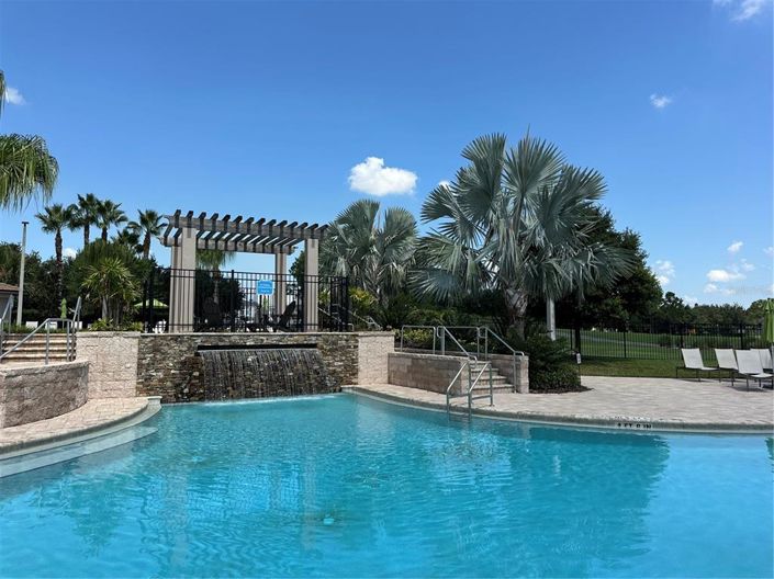 Image No.28-2 Bed Property for sale