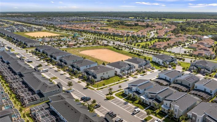 Image No.48-8 Bed House for sale