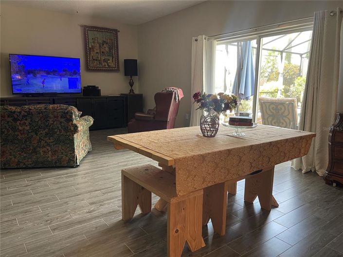 Image No.43-5 Bed House for sale