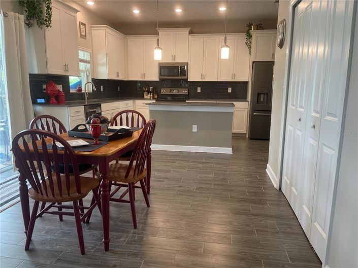 Image No.56-5 Bed House for sale