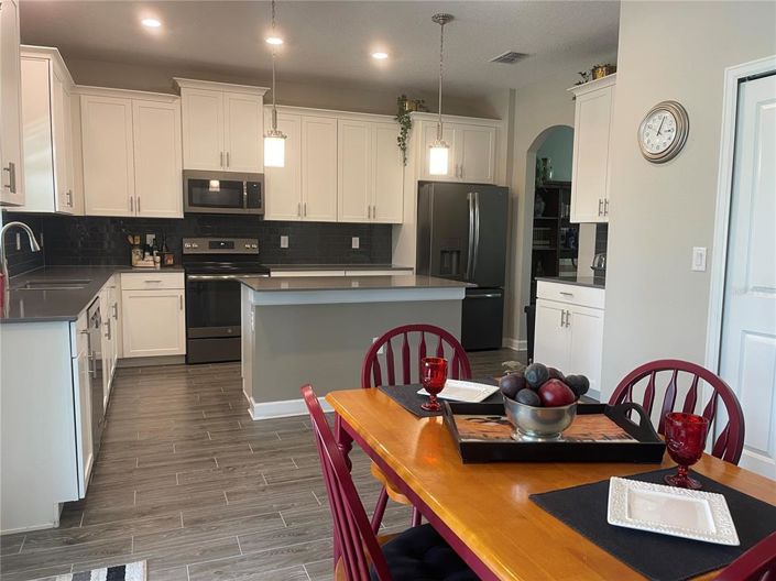 Image No.60-5 Bed House for sale