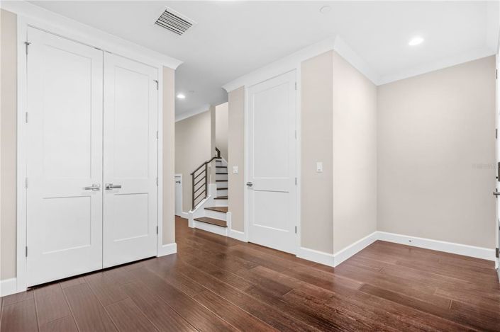 Image No.13-3 Bed Townhouse for sale