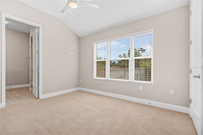 Image No.23-3 Bed Townhouse for sale