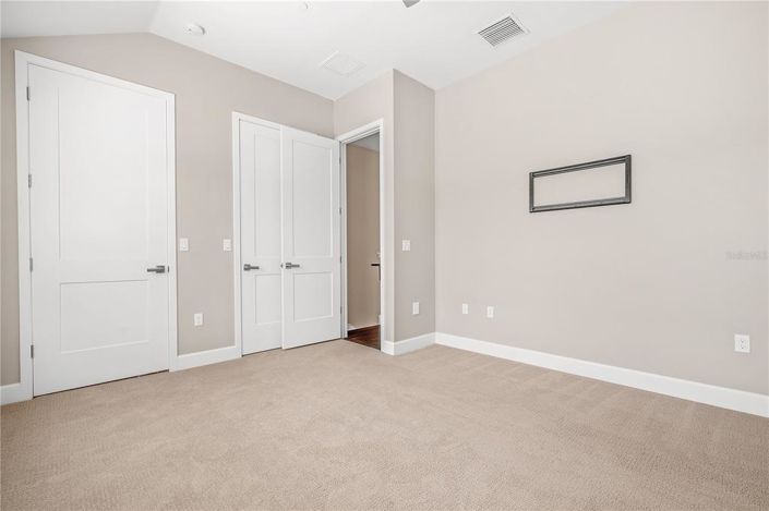 Image No.24-3 Bed Townhouse for sale