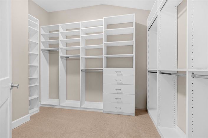 Image No.33-3 Bed Townhouse for sale