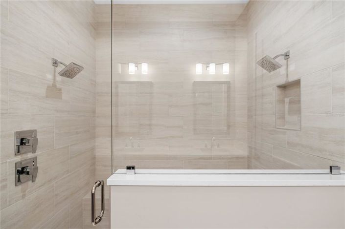 Image No.38-3 Bed Townhouse for sale