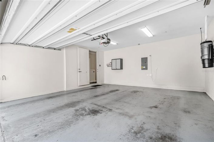 Image No.42-3 Bed Townhouse for sale