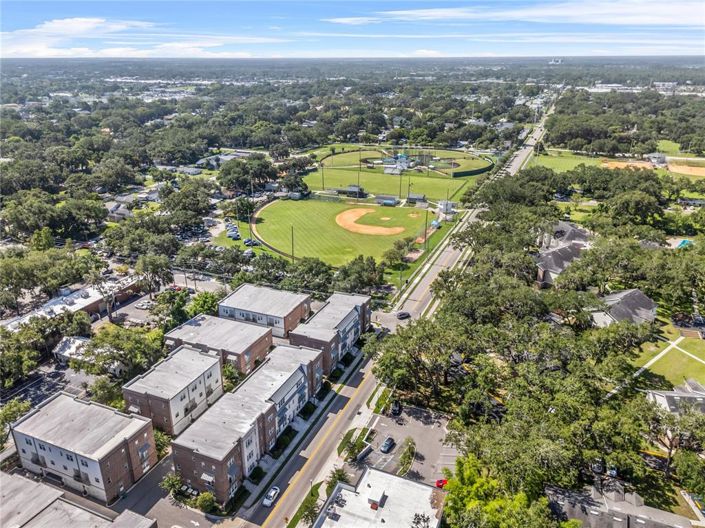 Image No.45-3 Bed Townhouse for sale
