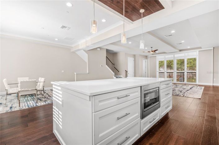 Image No.8-3 Bed Townhouse for sale