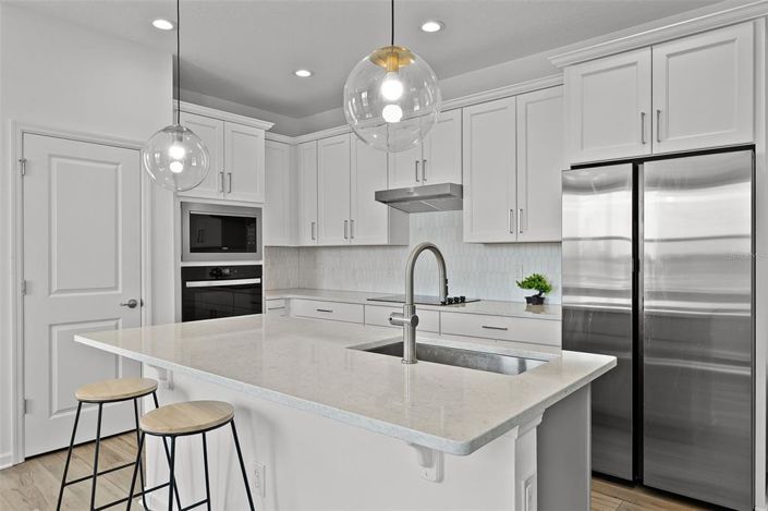 Image No.10-3 Bed Townhouse for sale