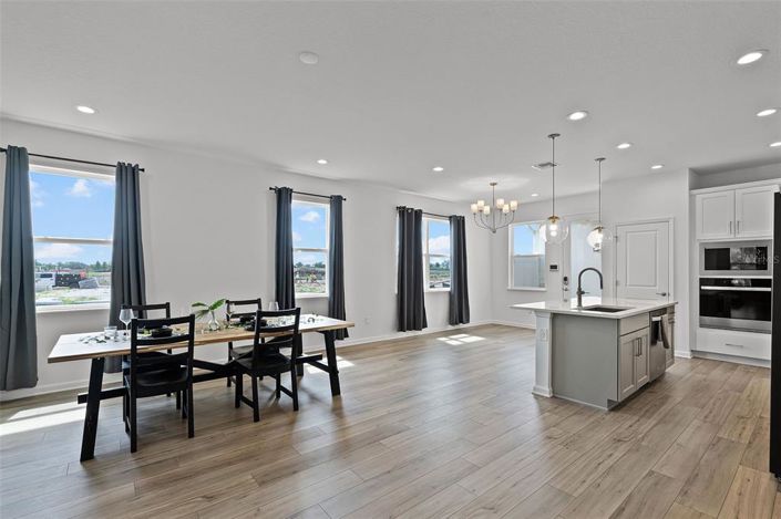 Image No.13-3 Bed Townhouse for sale