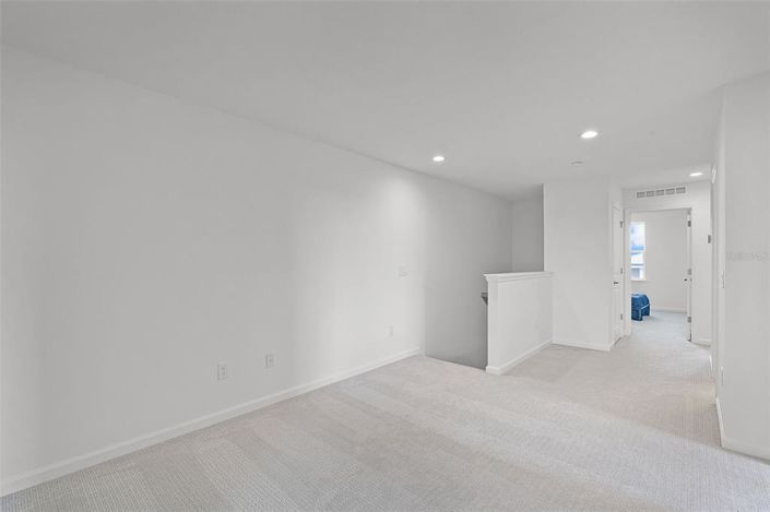 Image No.18-3 Bed Townhouse for sale