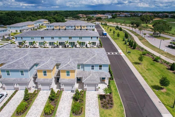 Image No.13-3 Bed Townhouse for sale