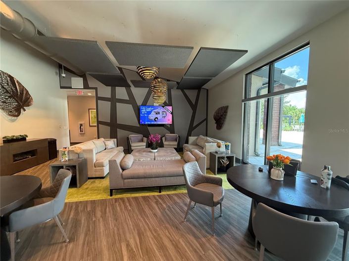 Image No.40-4 Bed House for sale