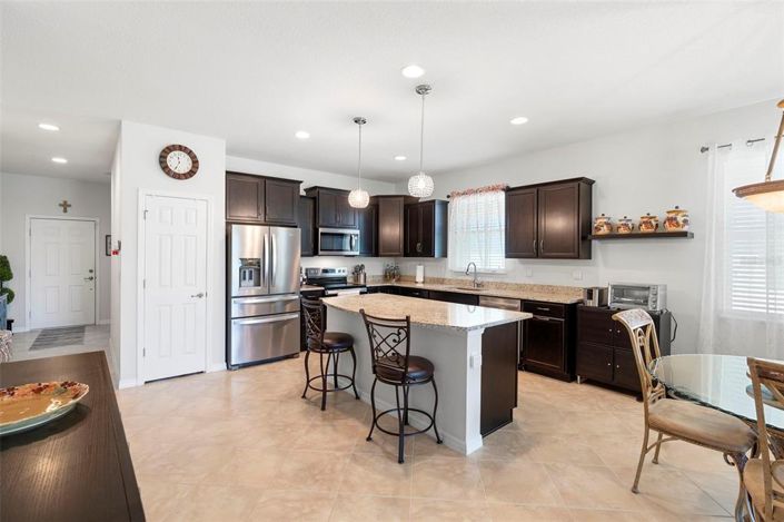 Image No.5-4 Bed House for sale