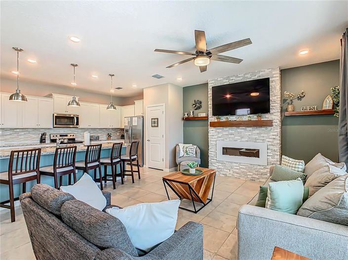 Image No.15-5 Bed Townhouse for sale