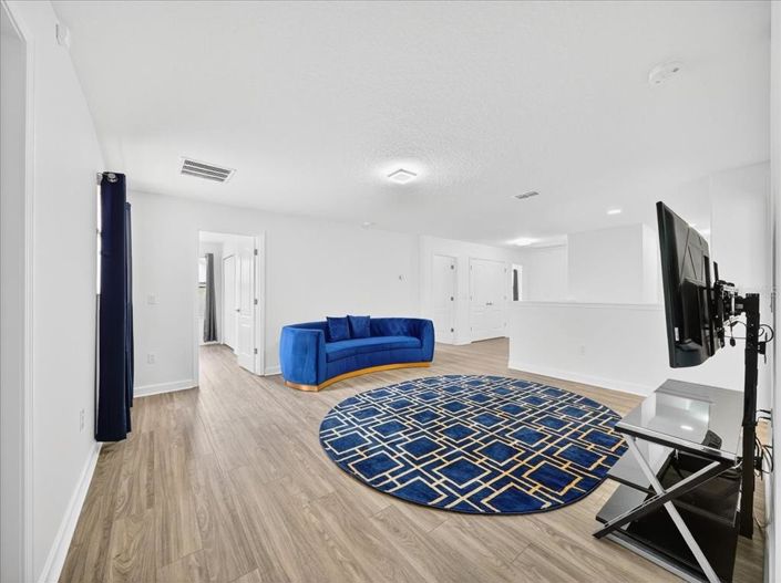 Image No.28-9 Bed House for sale