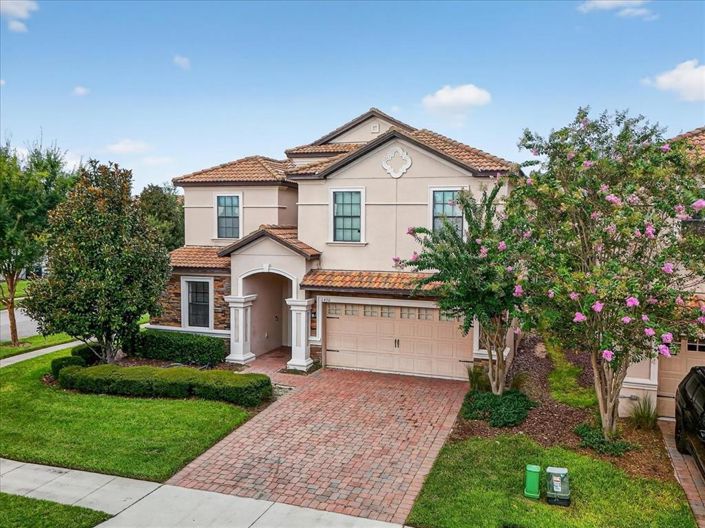 Image No.3-9 Bed House for sale