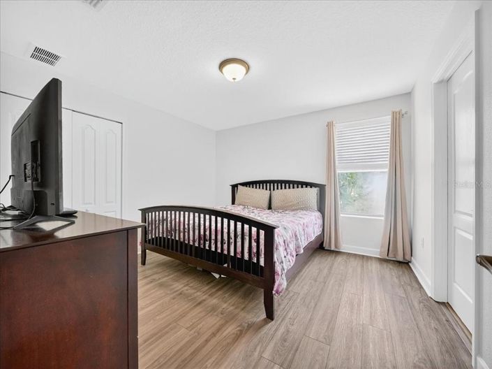 Image No.40-9 Bed House for sale