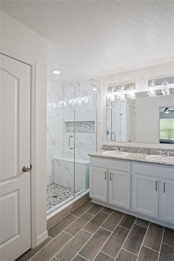 Image No.16-4 Bed House for sale