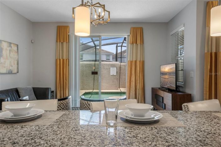 Image No.14-4 Bed Townhouse for sale