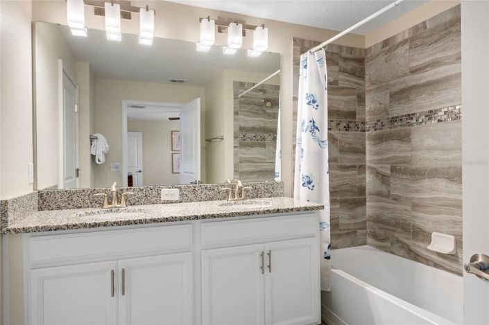 Image No.24-4 Bed Townhouse for sale