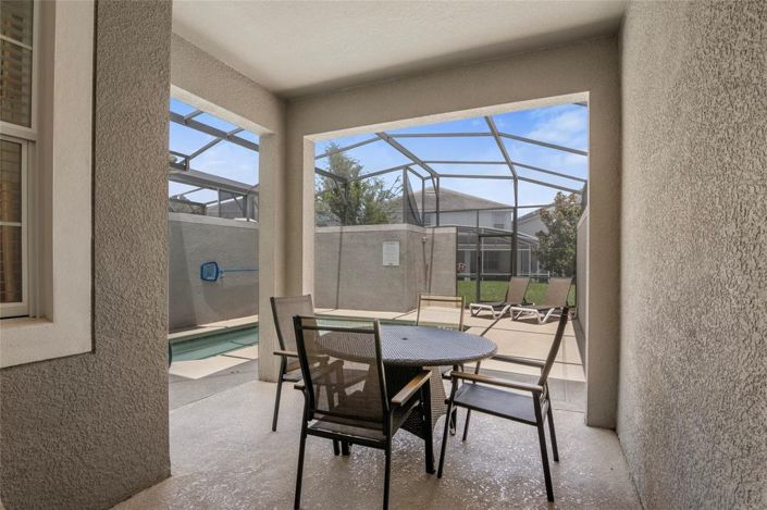 Image No.33-4 Bed Townhouse for sale