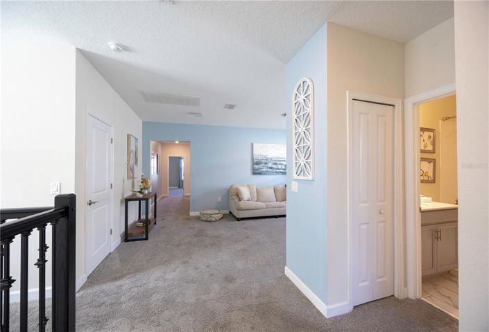 Image No.12-6 Bed House for sale