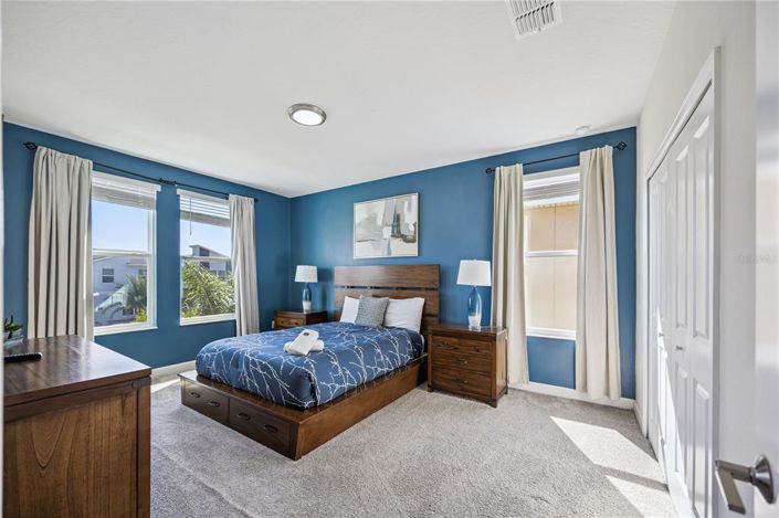 Image No.17-6 Bed House for sale