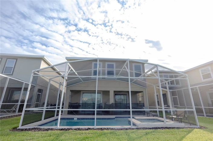 Image No.33-6 Bed House for sale