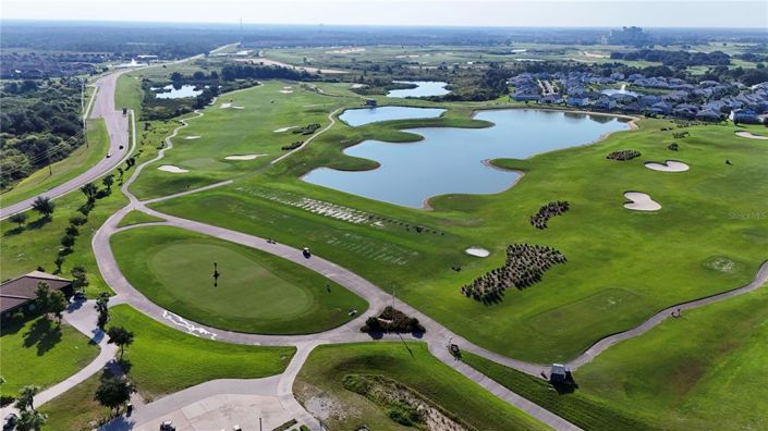 Image No.41-6 Bed Property for sale