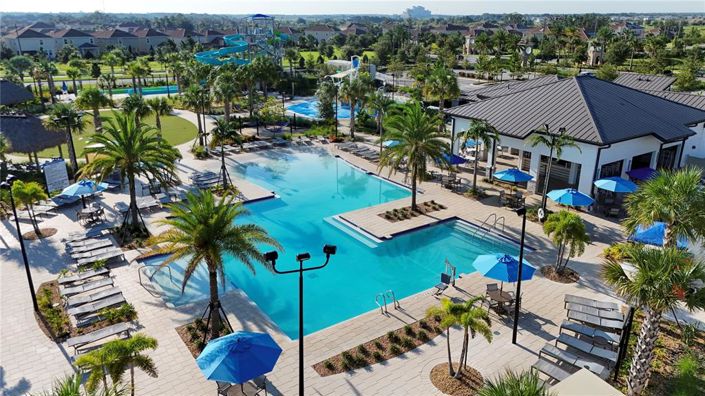 Image No.45-6 Bed Property for sale