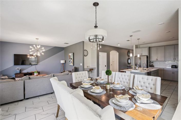 Image No.7-6 Bed Property for sale