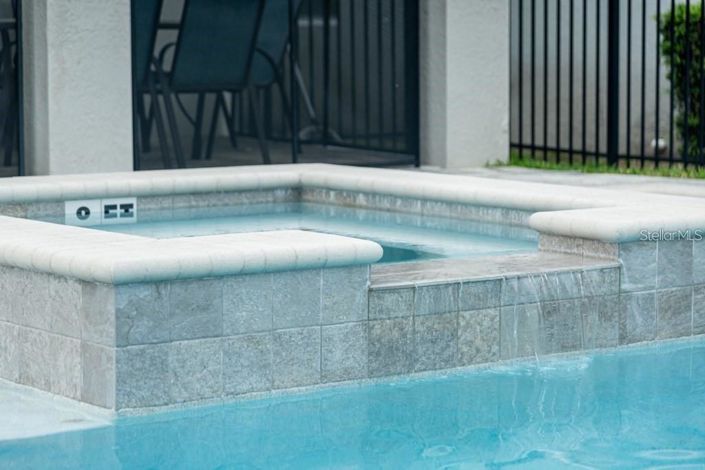 Image No.39-4 Bed House for sale