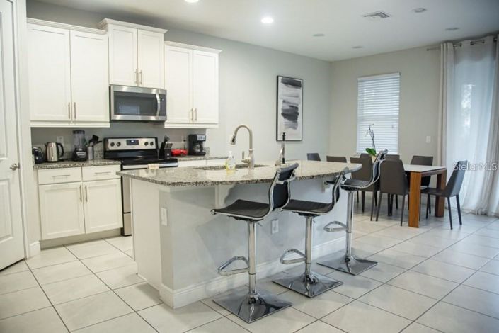 Image No.5-4 Bed House for sale