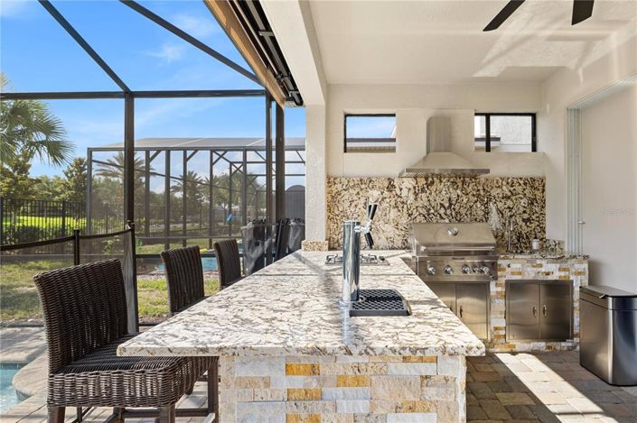 Image No.42-9 Bed House for sale