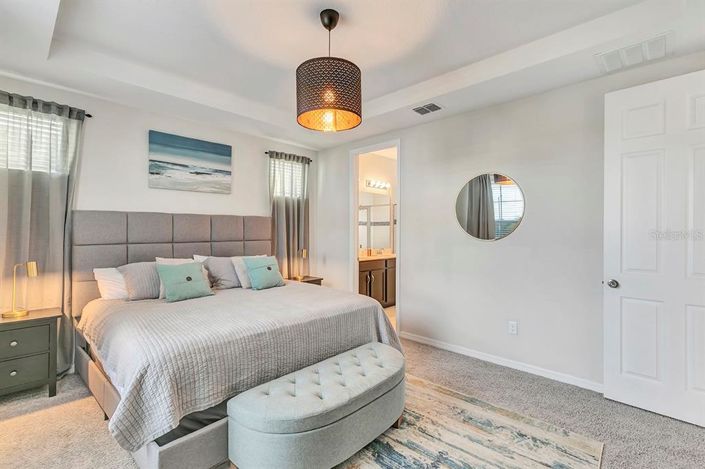 Image No.4-5 Bed Townhouse for sale