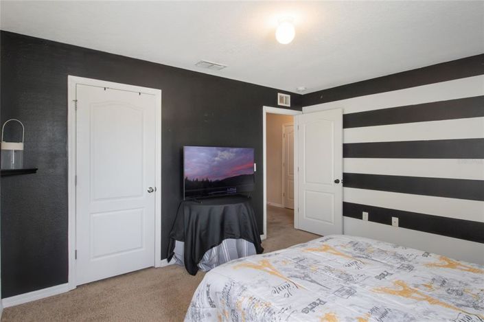 Image No.23-5 Bed House for sale