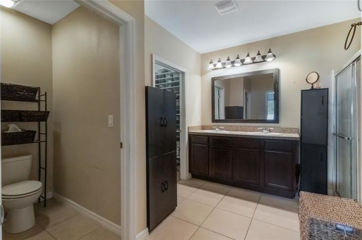 Image No.31-5 Bed House for sale