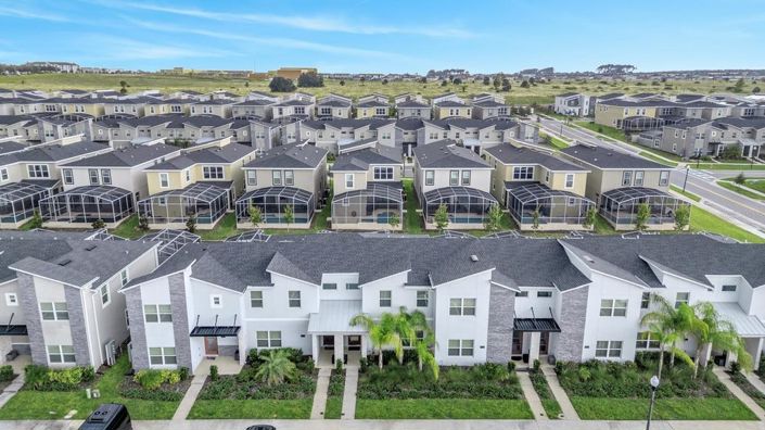 Image No.3-4 Bed Townhouse for sale