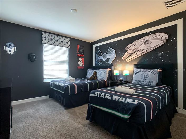 Image No.21-4 Bed Townhouse for sale