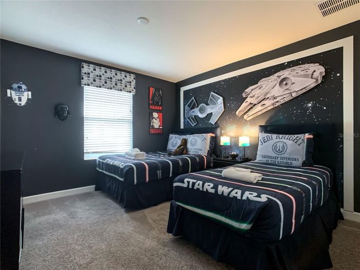 Image No.25-4 Bed Townhouse for sale