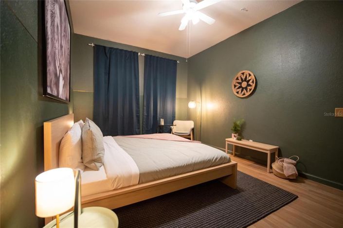 Image No.18-2 Bed Townhouse for sale