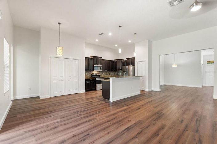 Image No.17-Maison de 4 chambres à vendre à Davenport