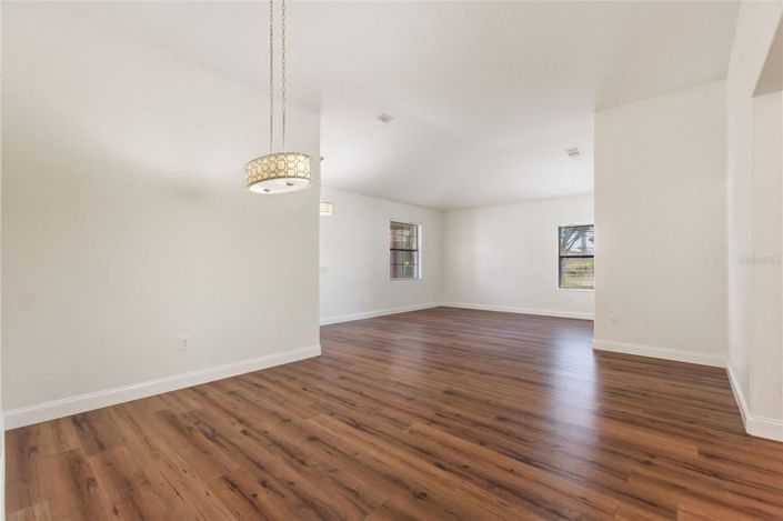 Image No.9-Maison de 4 chambres à vendre à Davenport