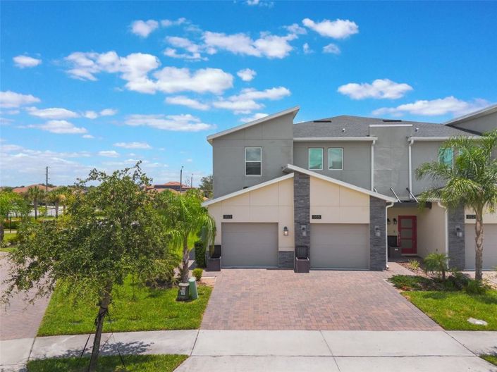 Image No.2-2 Bed Townhouse for sale