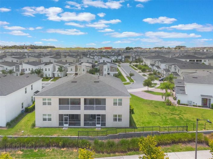 Image No.33-2 Bed Townhouse for sale