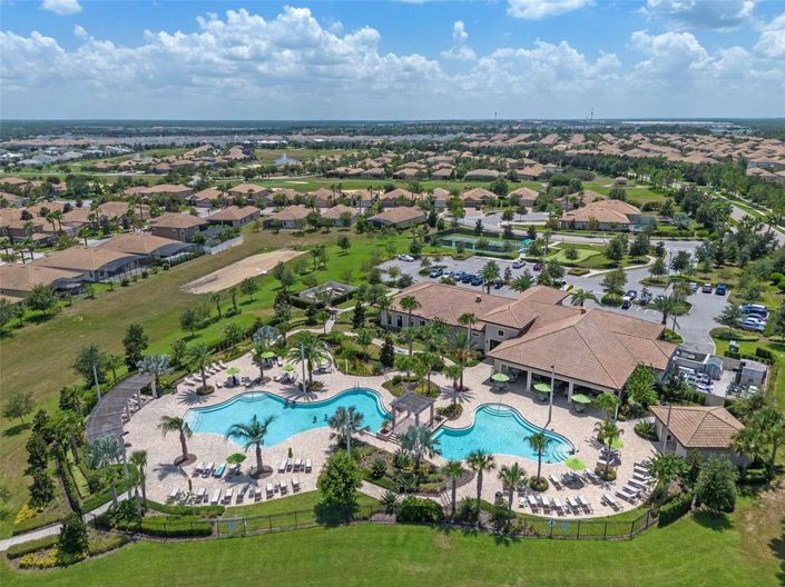 Image No.39-2 Bed Townhouse for sale