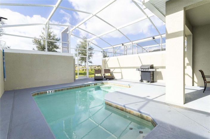 Image No.15-4 Bed Townhouse for sale