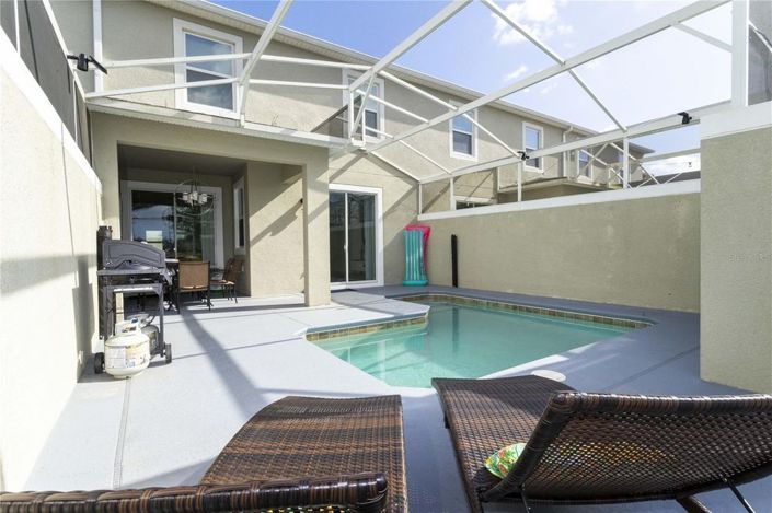 Image No.16-4 Bed Townhouse for sale